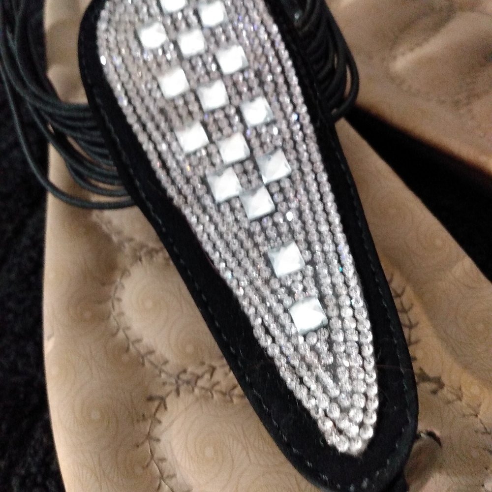Sandals - Picture 4 of 7
